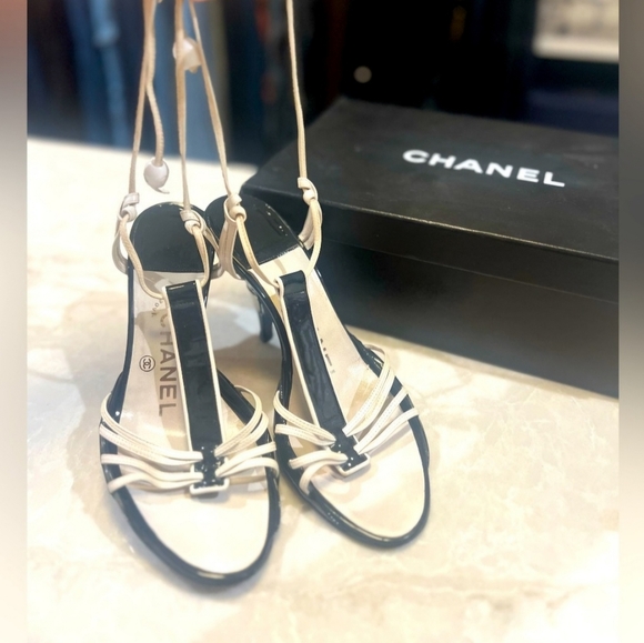 Chanel Heels - Picture 2 of 6